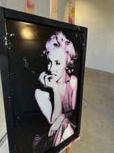 Load image into Gallery viewer, Smoking Monroe 24&quot;x 26&quot;